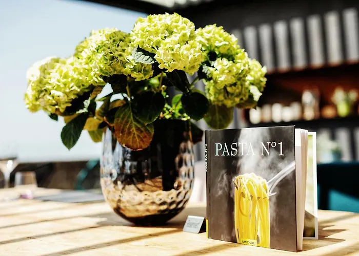 Seevital & מלון 4*